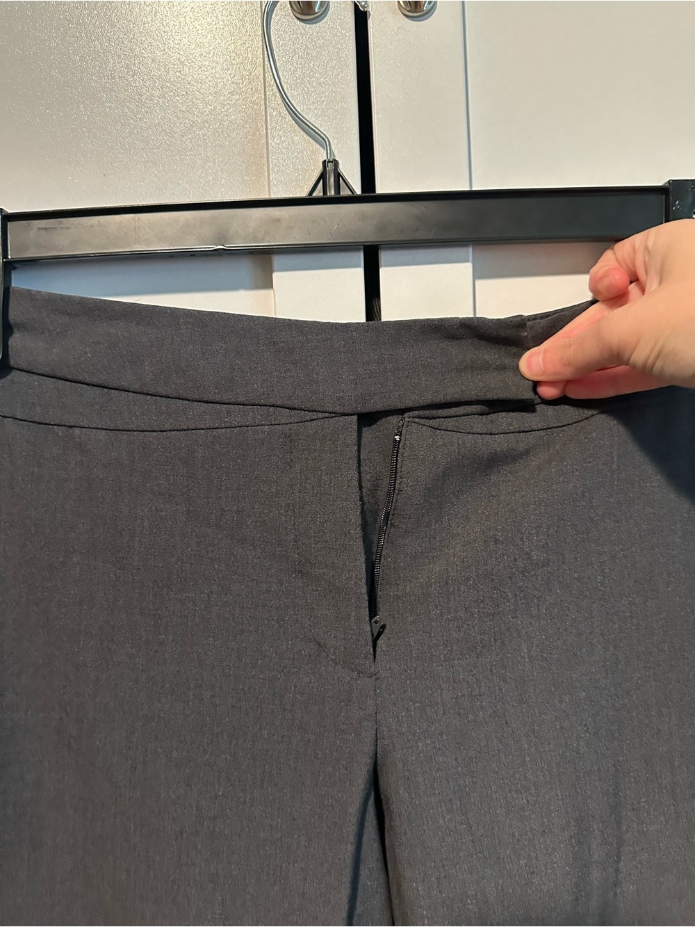 Worthington Modern Fit Gray Trouser Pants Size 8 Career Workwear Office - Picture 2 of 6